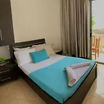 شقة O-cyaneaalb *
