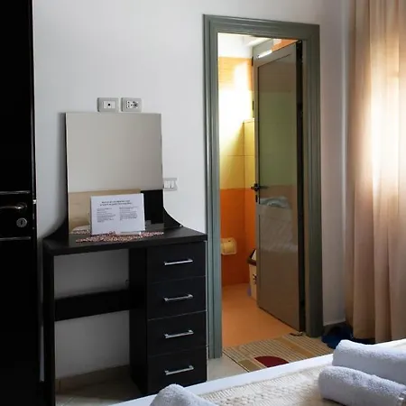 Apartment O-cyaneaalb