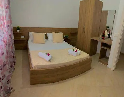 Apartment O-cyaneaalb Vlore