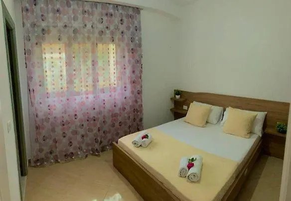 Apartment O-cyaneaalb Vlore