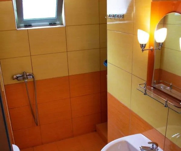 O-cyaneaalb Apartment