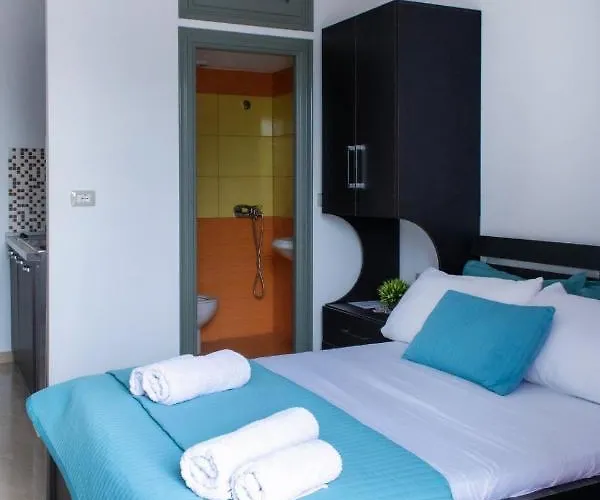 Apartment O-cyaneaalb