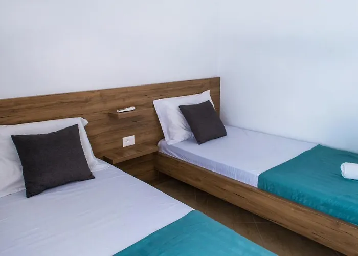 Apartment O-cyaneaalb *